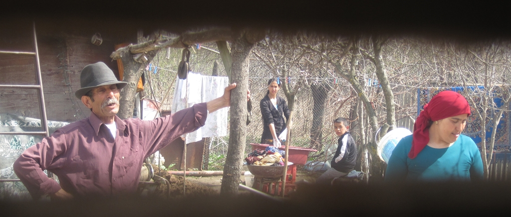 Romany Gypsies in Romania & Bulgaria