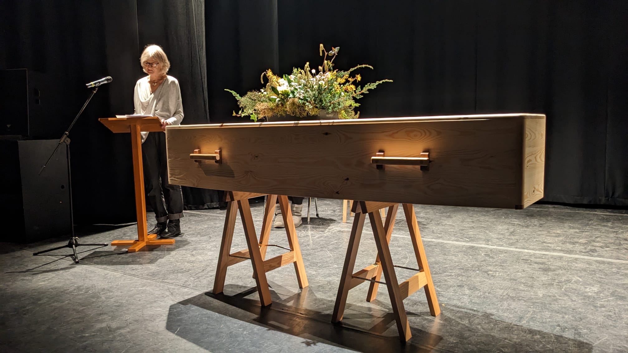 Angus Wolfe Murrays funeral